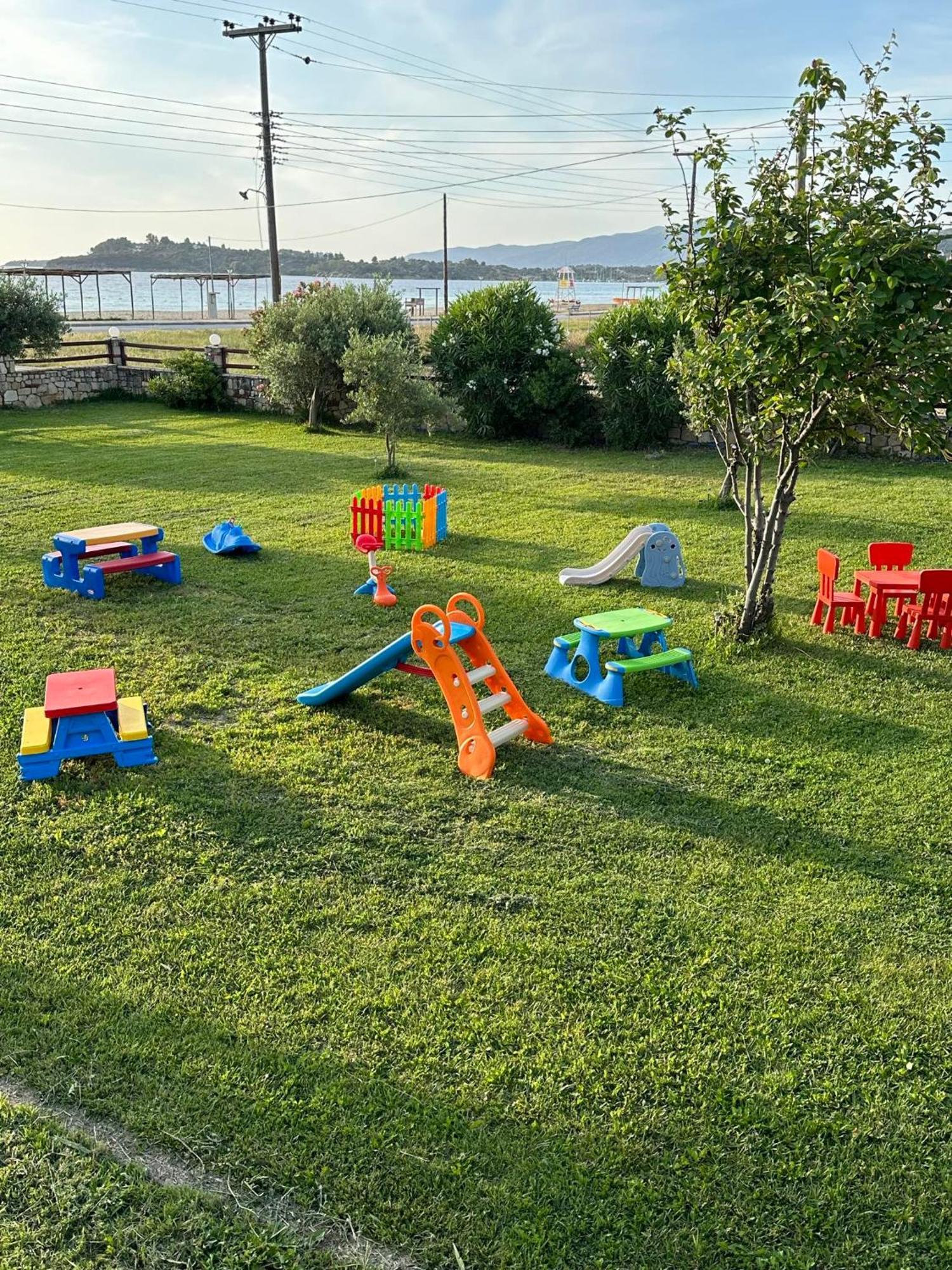 Villas Ormos Palace أورموس باناجياس المظهر الخارجي الصورة